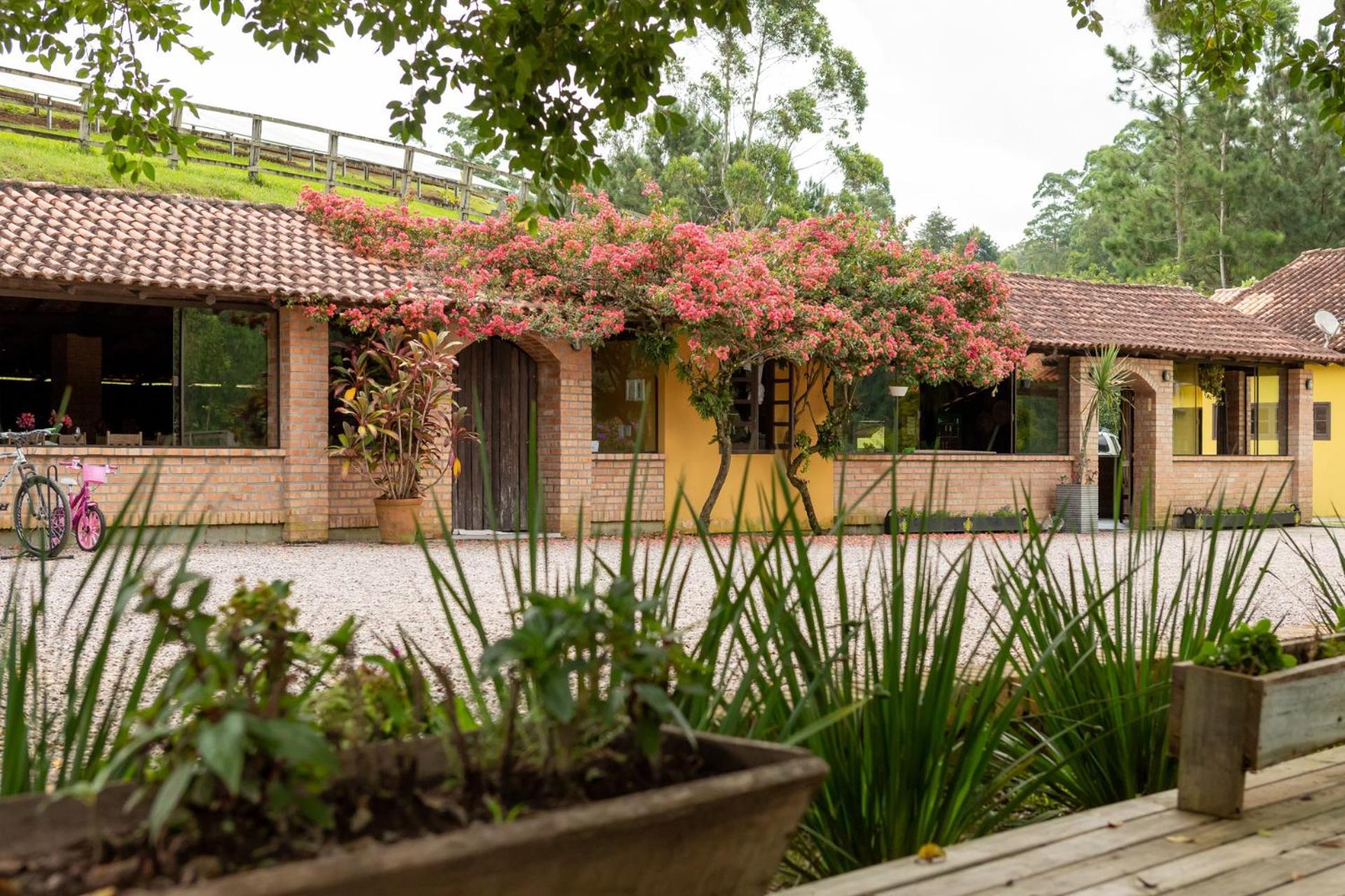 Pousada Gostinho De Sitio São Pedro de Alcântara Exterior foto